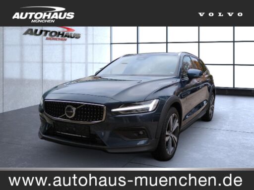 Volvo V Modelle  V60 CC Plus AWD
