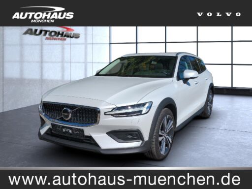 Volvo V Modelle  V60 CC Plus AWD