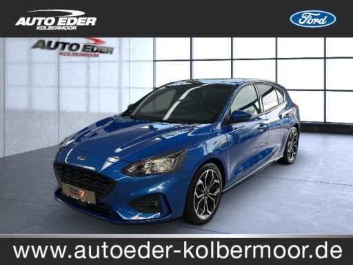 Ford Focus   ST-Line X 8-fach bereift / Rückfahrkamera