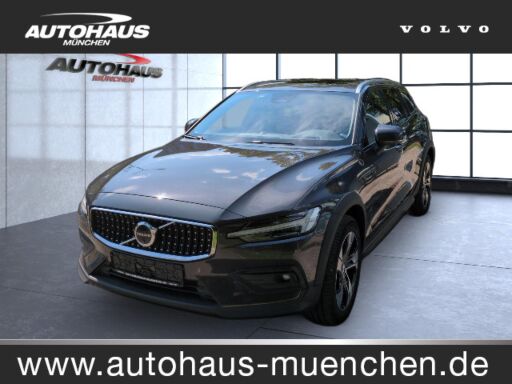 Volvo V Modelle  V60 CC Ultimate AWD