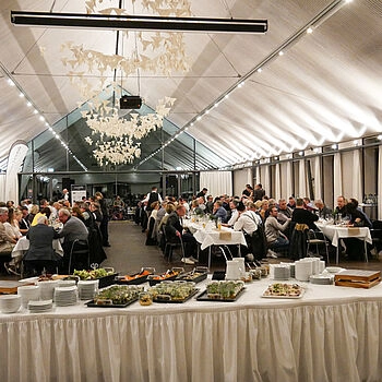 Saal-Ansicht Händlermeeting