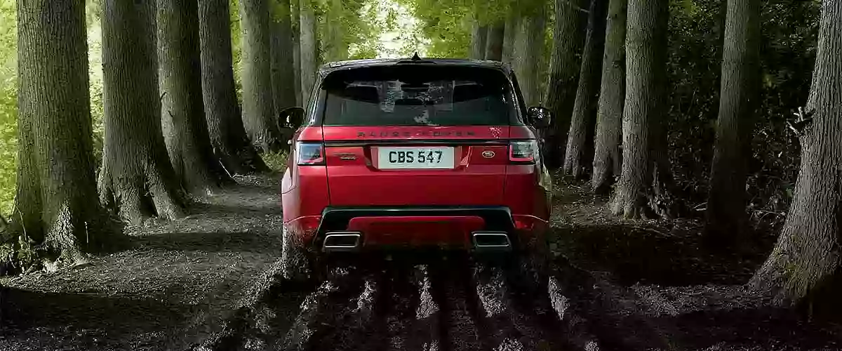 Der Range Rover Sport von hinten