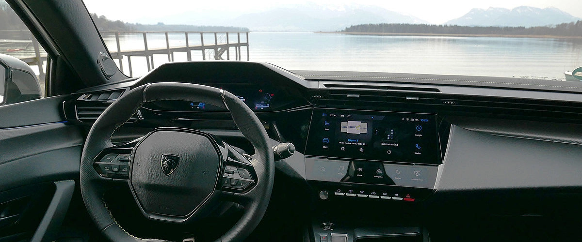 Innenraum des neuen Peugeot 308 2021