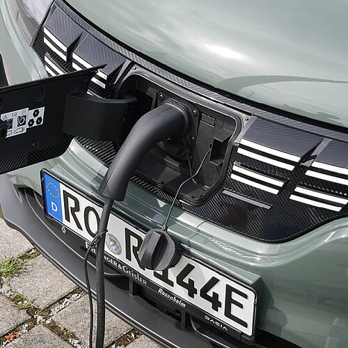 Elektroauto beim Laden