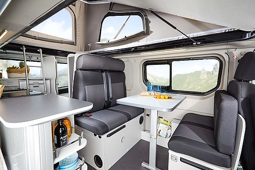 Ahorn Van Big City Innenraum