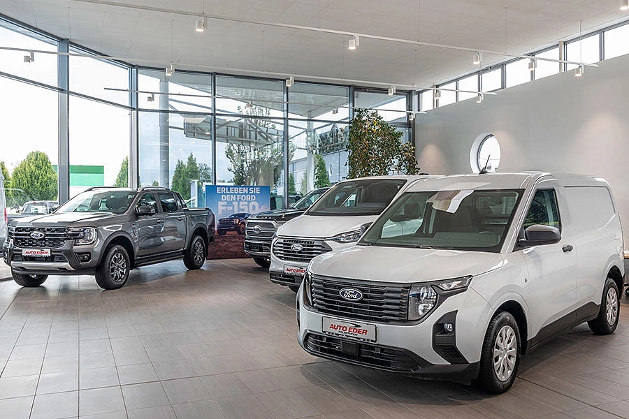 Showroom Nutzfahrzeug Center