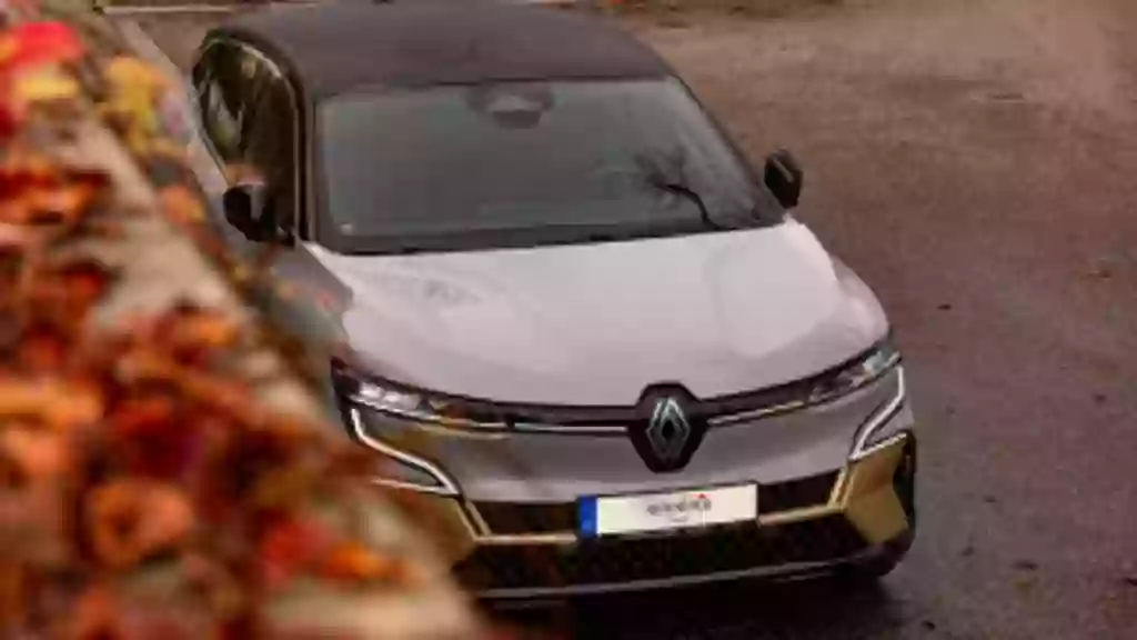 Renault Megane E-Tech Teaser