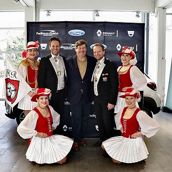 Gruppenfoto mit Herrn Grubauer