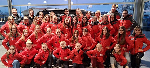 Mitreißende Faschingslaune bei Auto Eder Wasserburg