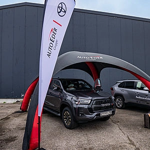 Toyota Hilux Eder Kirchweihausstellung