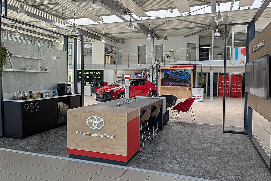Toyota Autohaus Hausmann Erding Innenaufnahme