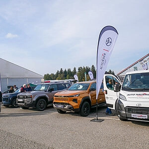 Toyota bei der Eder Kirchweihausstellung
